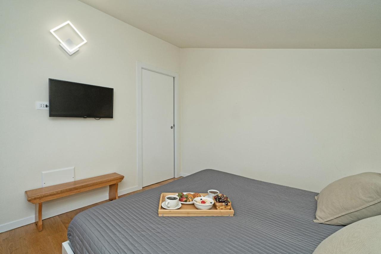 Borgo Del Grillo P2-9 By Wonderful Italy Appartement Sirmione Buitenkant foto