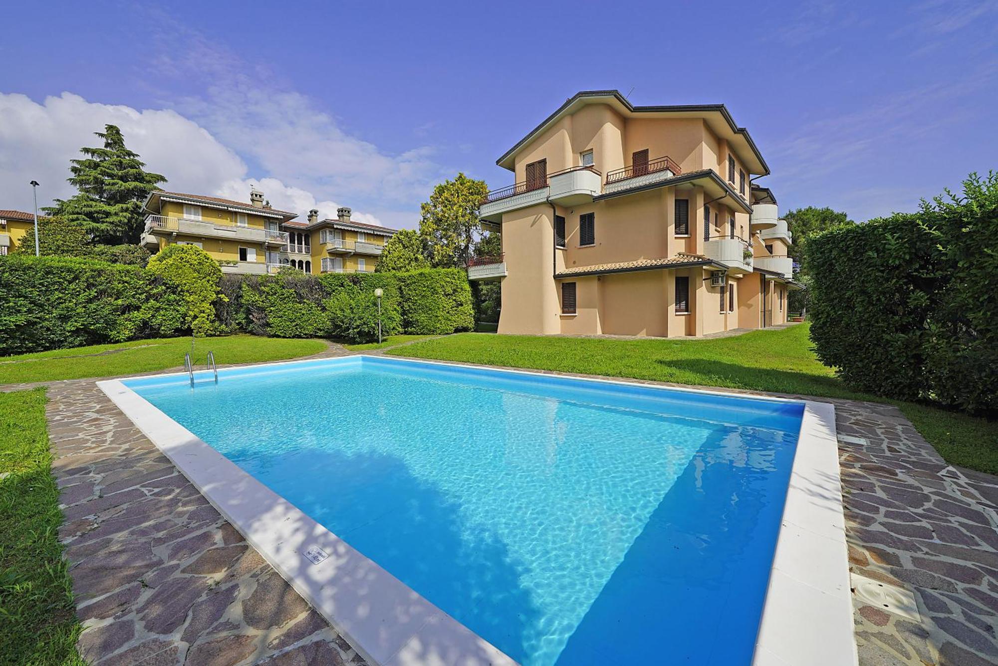 Borgo Del Grillo P2-9 By Wonderful Italy Appartement Sirmione Buitenkant foto